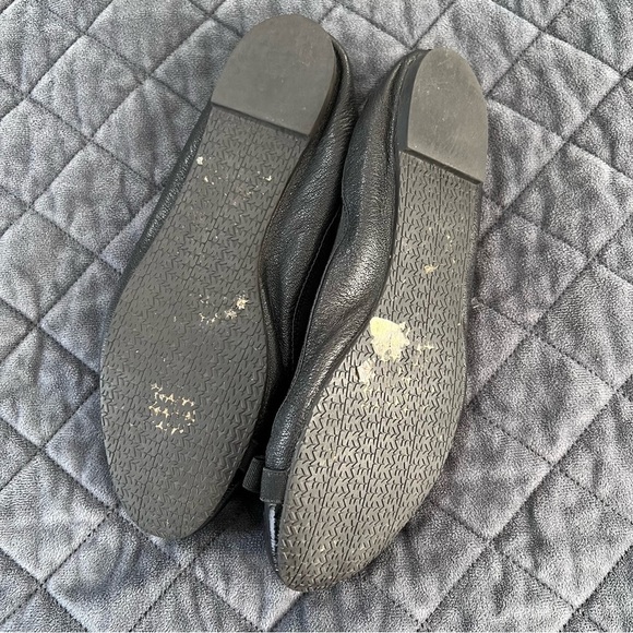 Michael Kors Flats Women 7 Shoes Black Round Cap Toe Leather Bow Gold Ballet - Picture 4 of 11